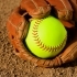 Softball a baseball